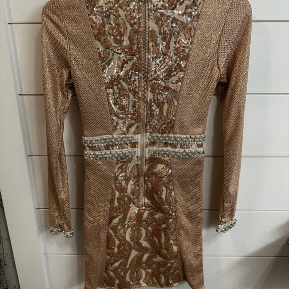 Pretty Little Things Selena Sequined Dress. NWT. NEVER WORN size 4 - Picture 5 of 8